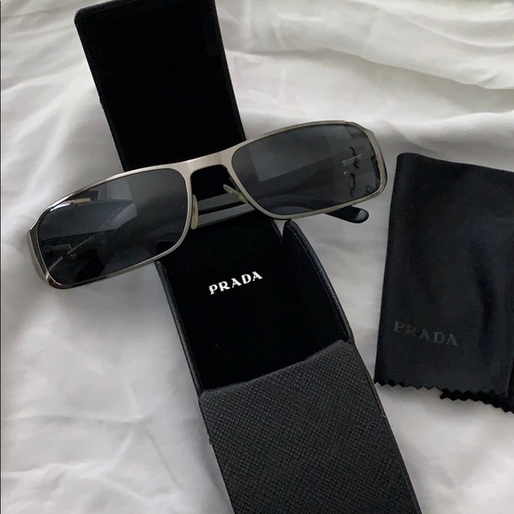 prada spr52f